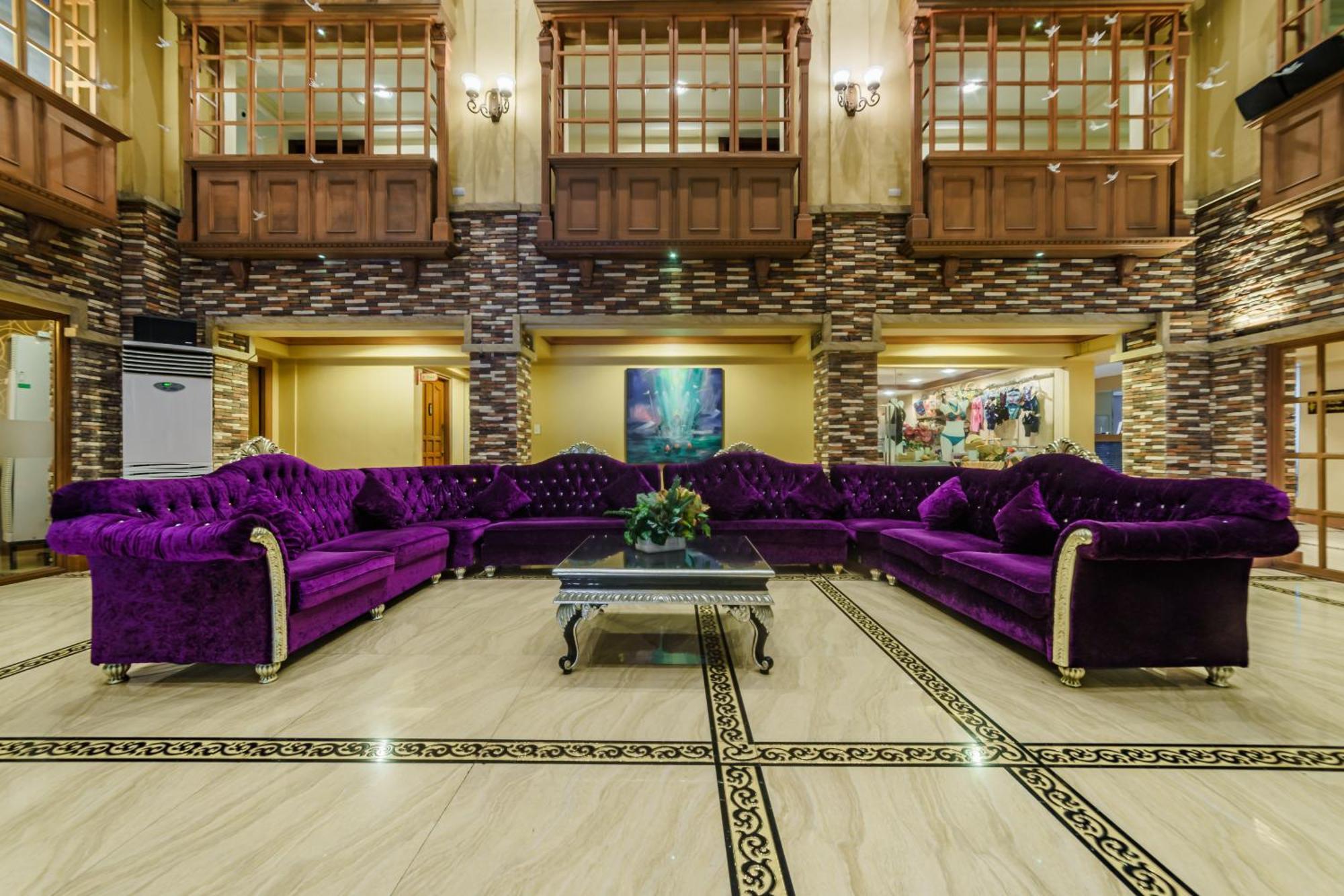 Villa Caceres Hotel Нага Экстерьер фото